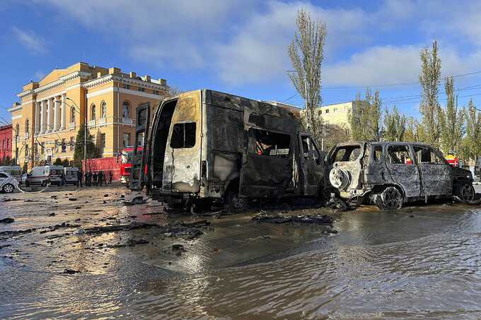 В Киеве прозвучали примерно 15 взрывов